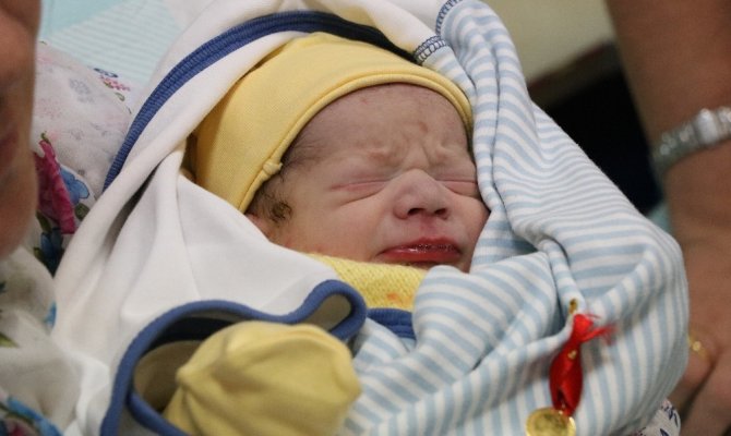 Kahramanmaraş’ta yeni yılın ilk bebeği İbrahim oldu