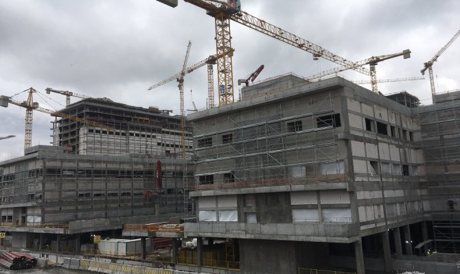 Dünyanın en büyük hastanesi havadan görüntülendi