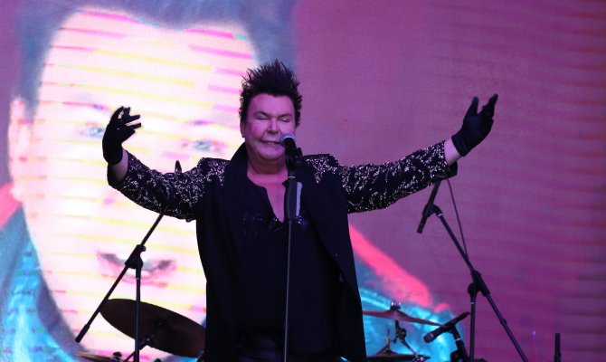 Sahnelerin eğlence makinası Kuşum Aydın