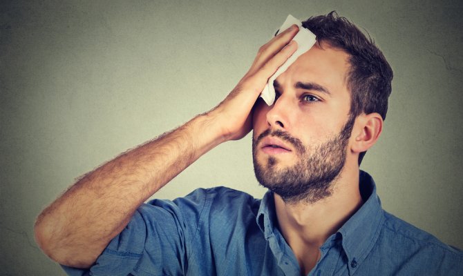 Bu hastalıklar karda kışta bile terletiyor