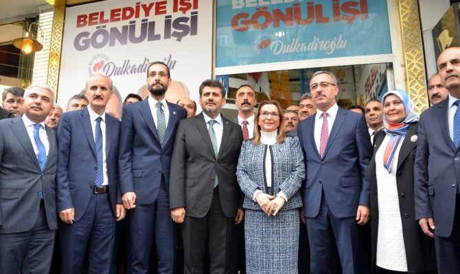 Bakan Pekcan, Cumhur İttifakı’nın adayı için oy istedi