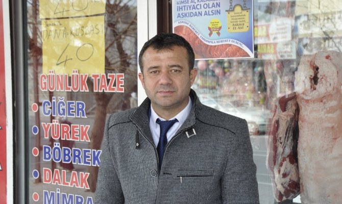 Projeleriyle konuşulan muhtar adayı seçimi kazandı