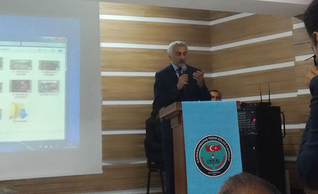 Şiir Evrensel Bir Dua Biçimidir