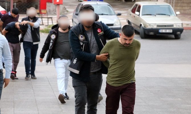 Kahramanmaraş’ta uyuşturucu operasyonunda 5 tutuklama