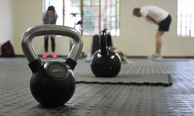 Yanlış egzersiz omurgayı sakatlıyor