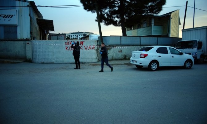 Tuzla’da tır şoförünün feci ölümü