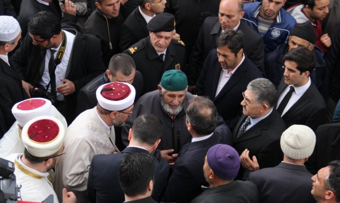 Yeni Zellanda saldırısında ölen Zekeriya Tuyan defnedildi