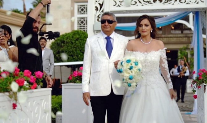 Milyon dolarlık Hint düğünü 3 gün 3 gece sürdü