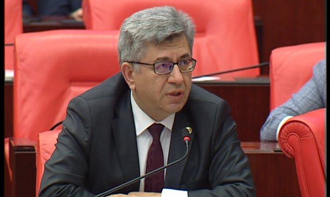 Aycan, 550 bin sağlıkçı atama bekliyor