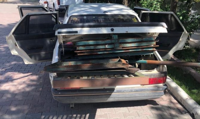 Elbistan'da çaldığı malzemeleri hurdacıya satmaya götürürken yakalandı