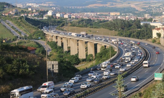 Tatilciler dönüş yolunda