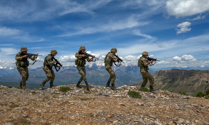 Son 2 günde 1'i 'Turuncu', 3’ü 'Gri' kategoriden 4 terörist etkisiz hale getirildi