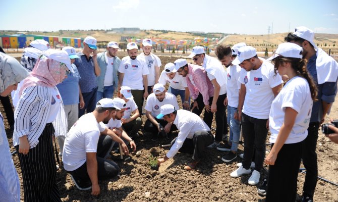 Mahçiçek, Bir İlke Daha İmza Attı