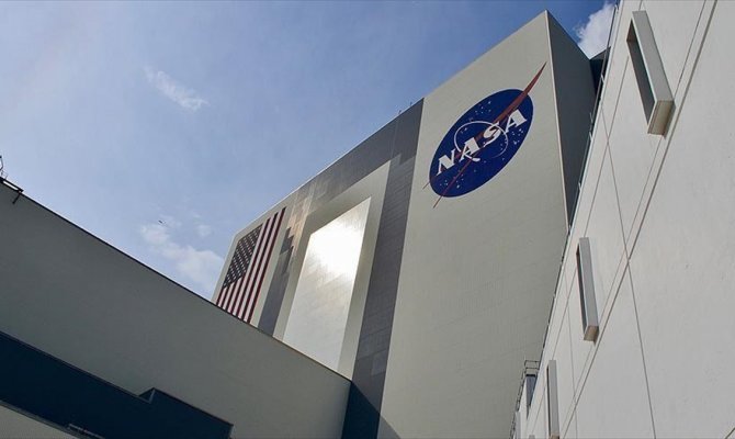 NASA uzaya deney ve araştırma donanımları yolladı