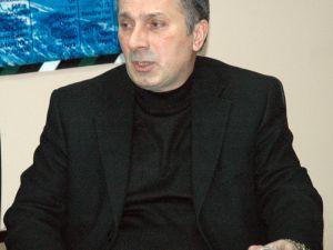 Sakaryaspor Yönetiminden Ayrılık Sinyali