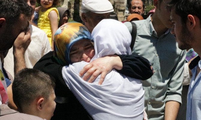 Kahramanmaraş’ta ilk hacı kafilesi uğurlandı