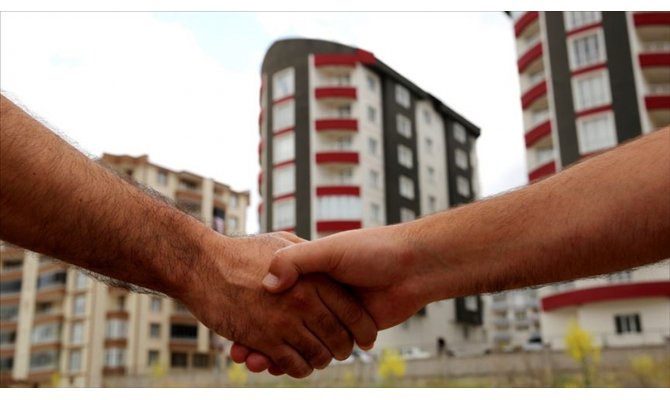 Kamu bankaları konutta vadeleri 180 aya çıkardı