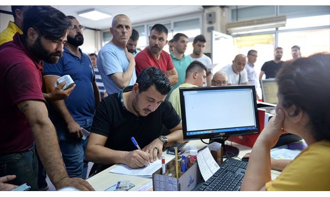 Nöbetçi noterlerden 190 bini aşkın işlem