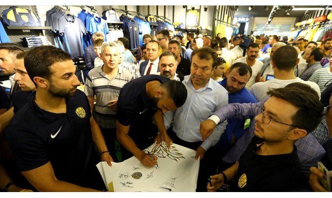 MKE Ankaragücü'nün lisanslı ürün mağazası açıldı