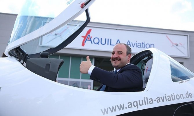 Bakan Varank’tan uçak fabrikası müjdesi