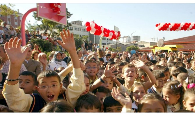 İstanbul'da 2 milyon 819 bin öğrenci dersbaşı yapacak