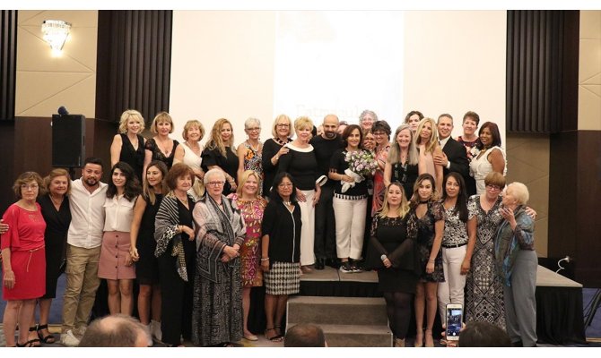 Türk dizisi hayranları Türkiye'de buluştu