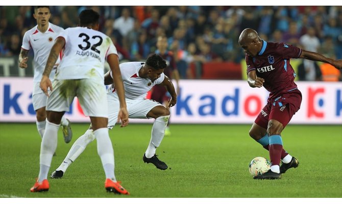 Trabzonspor sahasında berabere kaldı