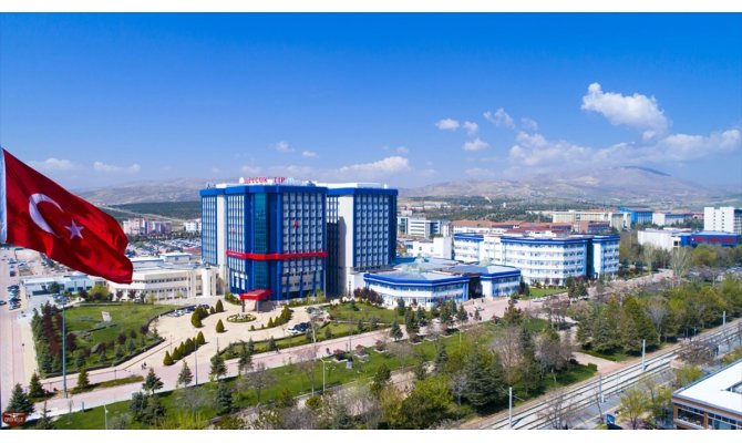 'Dünyanın hastası' şifa için bu merkeze geliyor