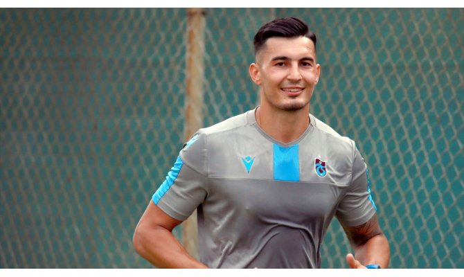 Trabzonspor'da kaleci Uğurcan Çakır'ın sözleşmesi uzatıldı