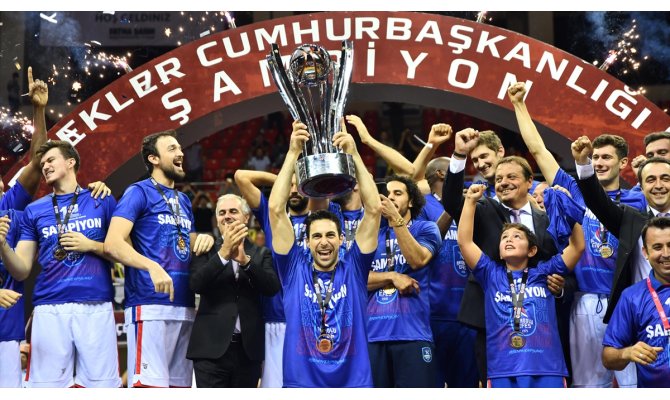 Cumhurbaşkanlığı Kupası'nın sahibi Anadolu Efes