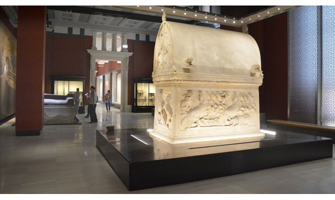 İstanbul Arkeoloji Müzelerinde tarihin kapıları yeniden ziyaretçilere açıldı