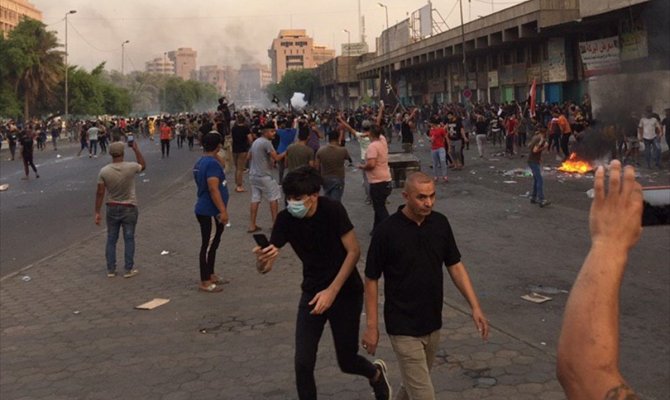 Irak'ta devam eden hükümet karşıtı gösterilerde 43 kişi öldü