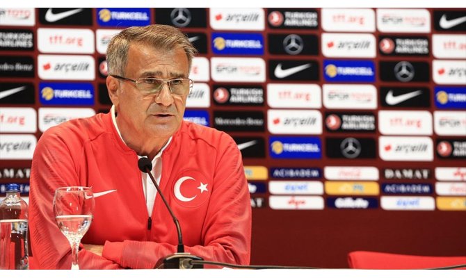 A Milli Futbol Takımı Teknik Direktörü Güneş: Türkiye figüran değil, biz büyük bir ülkeyiz