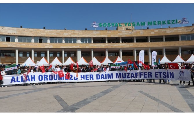 Suriyeli öğrencilerden Barış Pınarı Harekatı'na destek