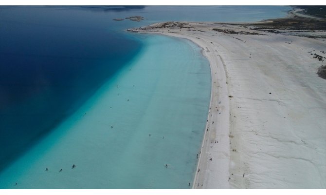 'Salda'ya bir çivi bile çaktırmıyoruz'