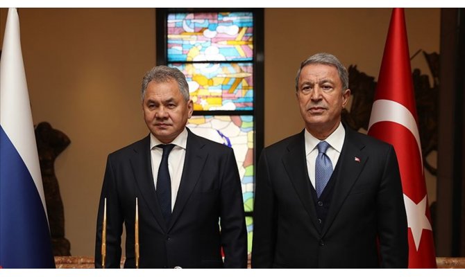 Akar: Rusya Savunma Bakanı Şoygu ile yapıcı bir görüşme yaptık