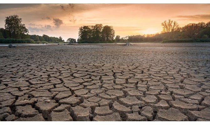 'Dünyanın sıcaklığı ortalama 0,9 derece arttı'