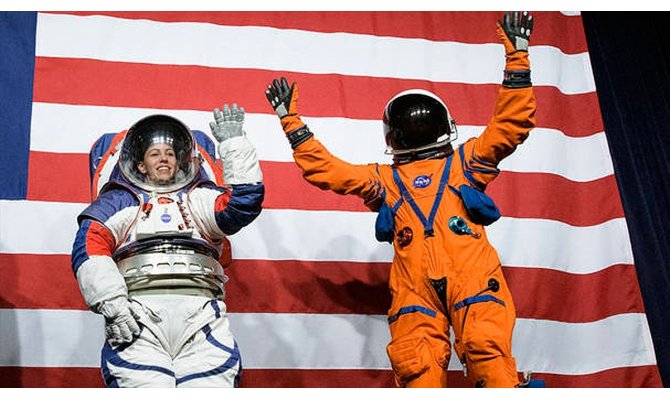 NASA yeni nesil uzay giysisi tasarımlarını tanıttı