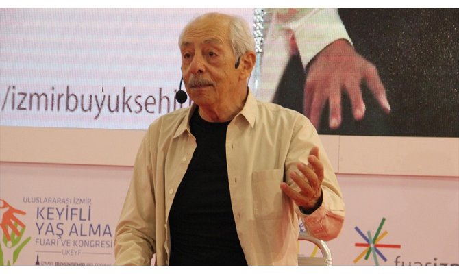 Genco Erkal'ın 'en büyük lüksü' her gün sahneye çıkmak