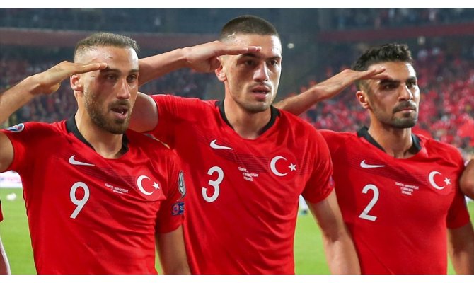 Juventus'tan Merih Demiral açıklaması