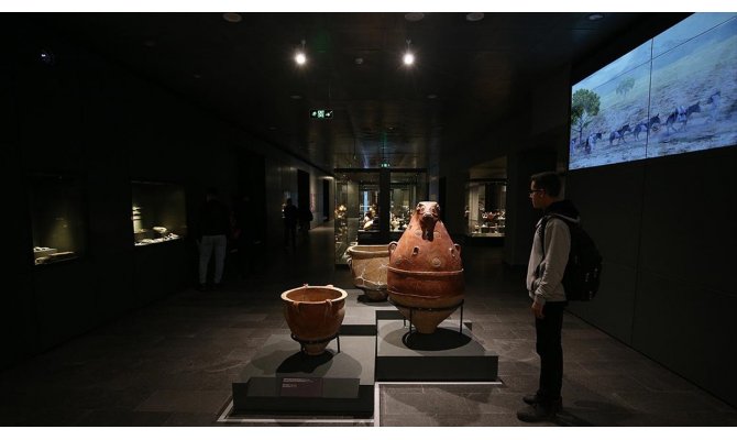 Yedi medeniyetin izlerini taşıyan kalede tarihe yolculuk
