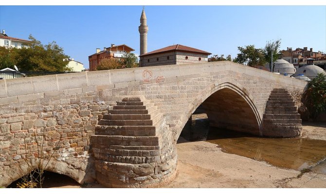 Selçukluların Ulu Irmak üzerindeki 'gerdanlıkları'