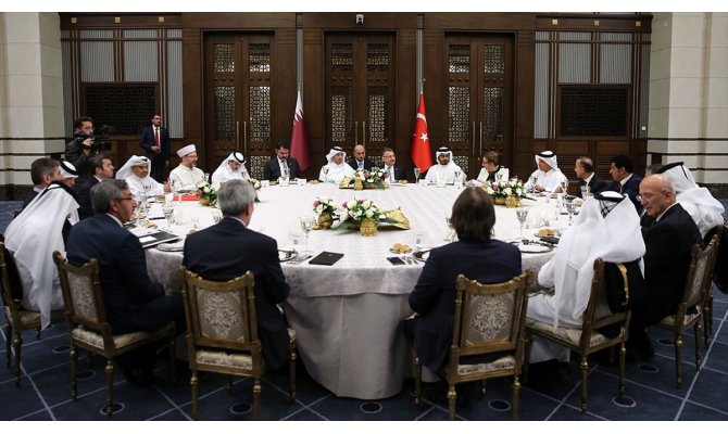 Bakan Pekcan'dan Katarlı yatırımcılara Türkiye'ye daha fazla yatırım daveti