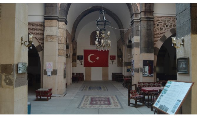 Selçuklu'nun 'Pars' armalı kervansarayı: Taşhan