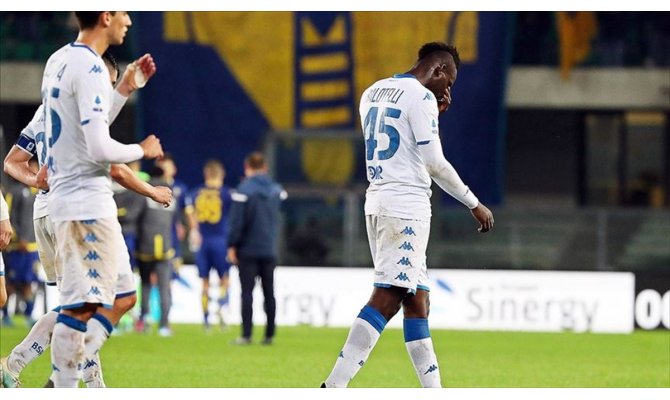 Balotelli'ye ırkçı hakarette bulunan tribün liderine ceza