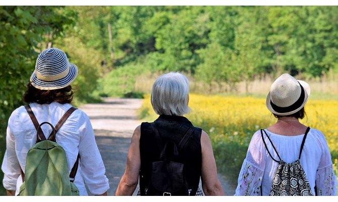 Menopoz sonrası hafif egzersiz kemik kırılması riskini azaltıyor
