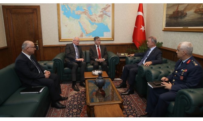 Bakan Akar, Jeffrey ve Satterfield'i kabul etti