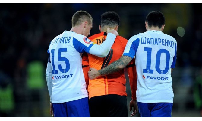 Irkçı tezahürata tepki kırmızı kart getirdi