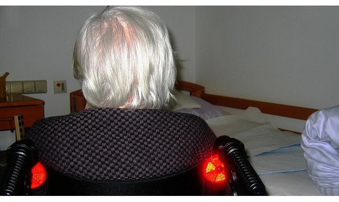 Okuma yazma bilmemek demans riskini üç katına çıkarabilir