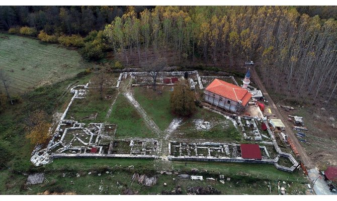 'Fetih topları'nın dökümhanesindeki tarihi cami ayağa kaldırıldı